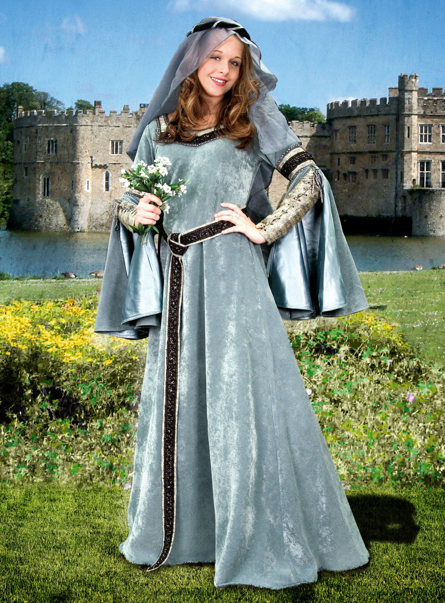 Silbergraues Samtkleid mit Schleier 