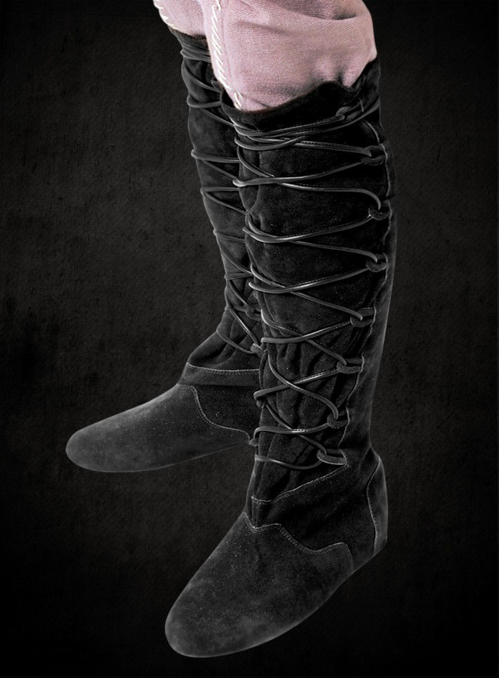 Schwarze Lederstiefel mit Schnürung 