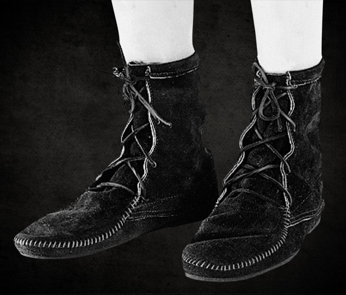 Schwarze Schnürschuhe 